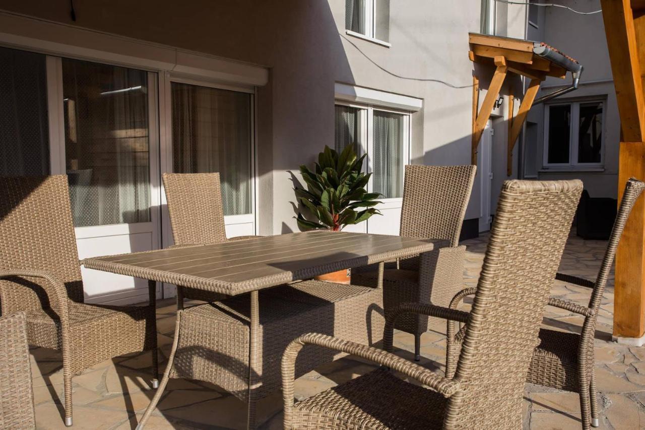 Csigahaz Apartman Pécs Buitenkant foto