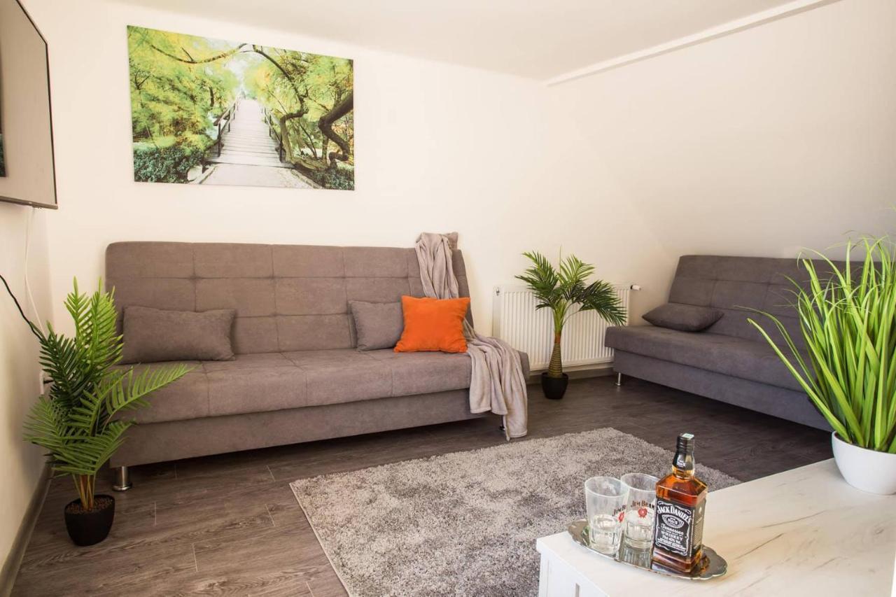 Csigahaz Apartman Pécs Buitenkant foto